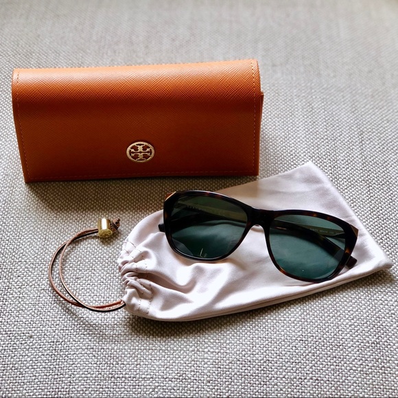 Tory Burch Accessories - Tory Burch Tortoise & Gold Cat Eye Sunglasses